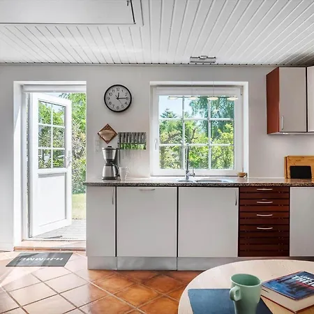 8865-glesborg-enebaervej-24