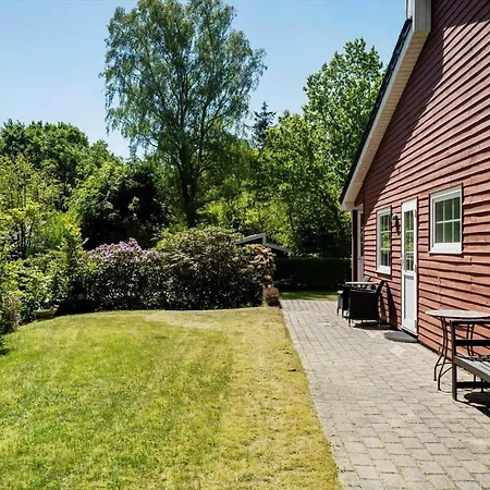 8865-glesborg-enebaervej-24